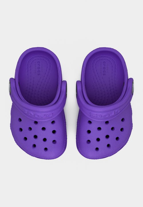 Crocs CLASSIC UNISEX - Sandalias planas - purple — foto 5