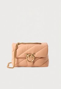 Quilted pink leather handbag with a gold chain strap and a decorative gold clasp featuring bird motifs. Smooth texture and structured shape.