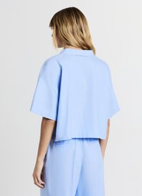 Calliope COLLETTO REVERS - Camicia - celeste