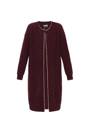 Bordowy długi kardigan wykonany z teksturowanej dzianiny, z okrągłym dekoltem i kontrastowym beżowym wykończeniem wzdłuż przedniego otwarcia oraz mankietów.