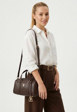 U.S. Polo Assn., JONES HANDTASCHE S 20 CM - Handbag - dark brown