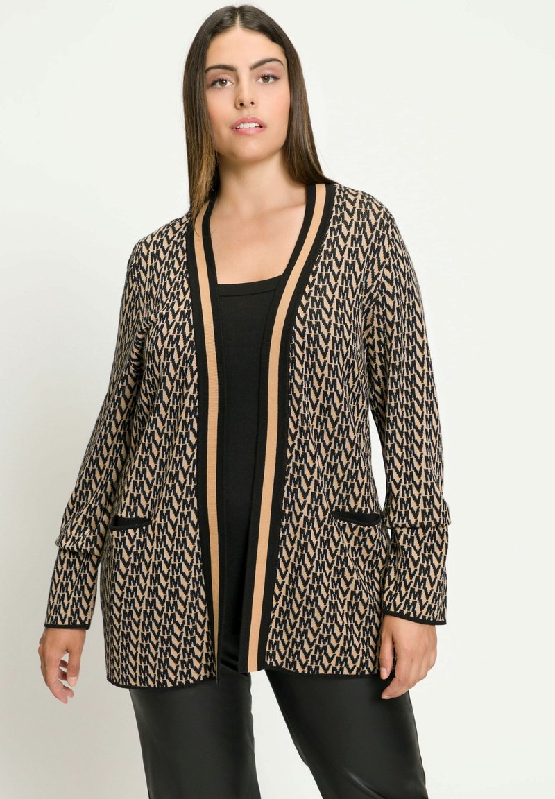 Ulla Popken Cardigan Donna Tinta Unita Con Bottoni Grandi | Taglie Forti Maglione Lungo