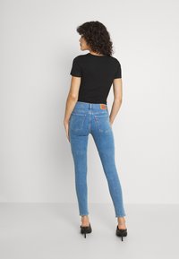 Levi's® 710 SUPER SKINNY - Vaqueros pitillo - ontario stonewash/blue denim Zalando.es