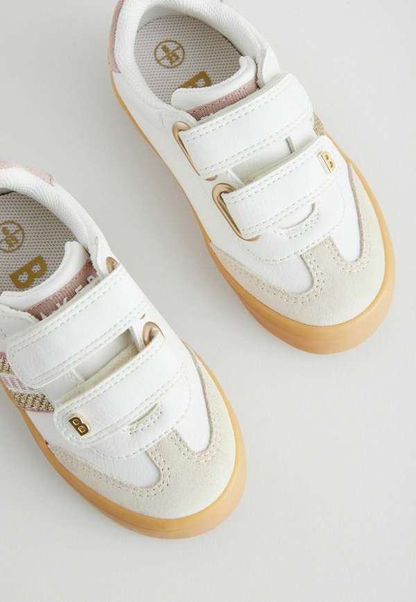 REGULAR FIT – LOW  – Lauflernschuh