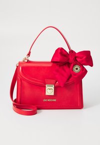 Non selezionato, rosso