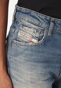 Diesel Traperice opuštenog kroja - blue denim