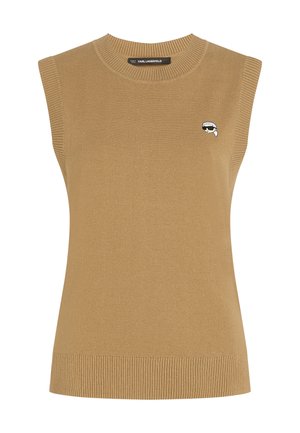 Gilet in maglia senza maniche di colore marrone cammello con bordi a coste e piccolo logo ricamato in bianco e nero a forma di faccia sul lato sinistro del petto.