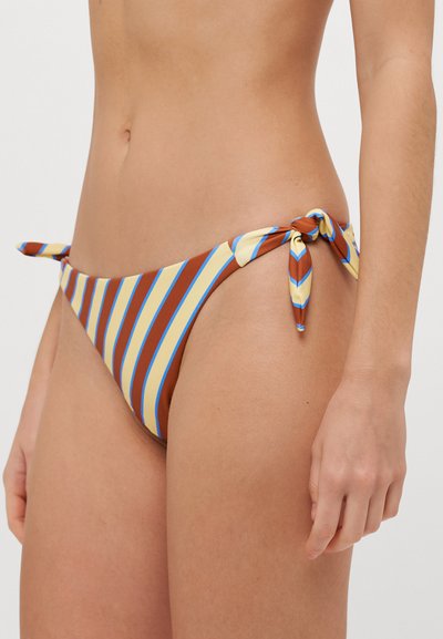 Brun og gul stribet bikini bund med blå accenter, der har bindebånd i siderne og en glat, strækbar stofstruktur.