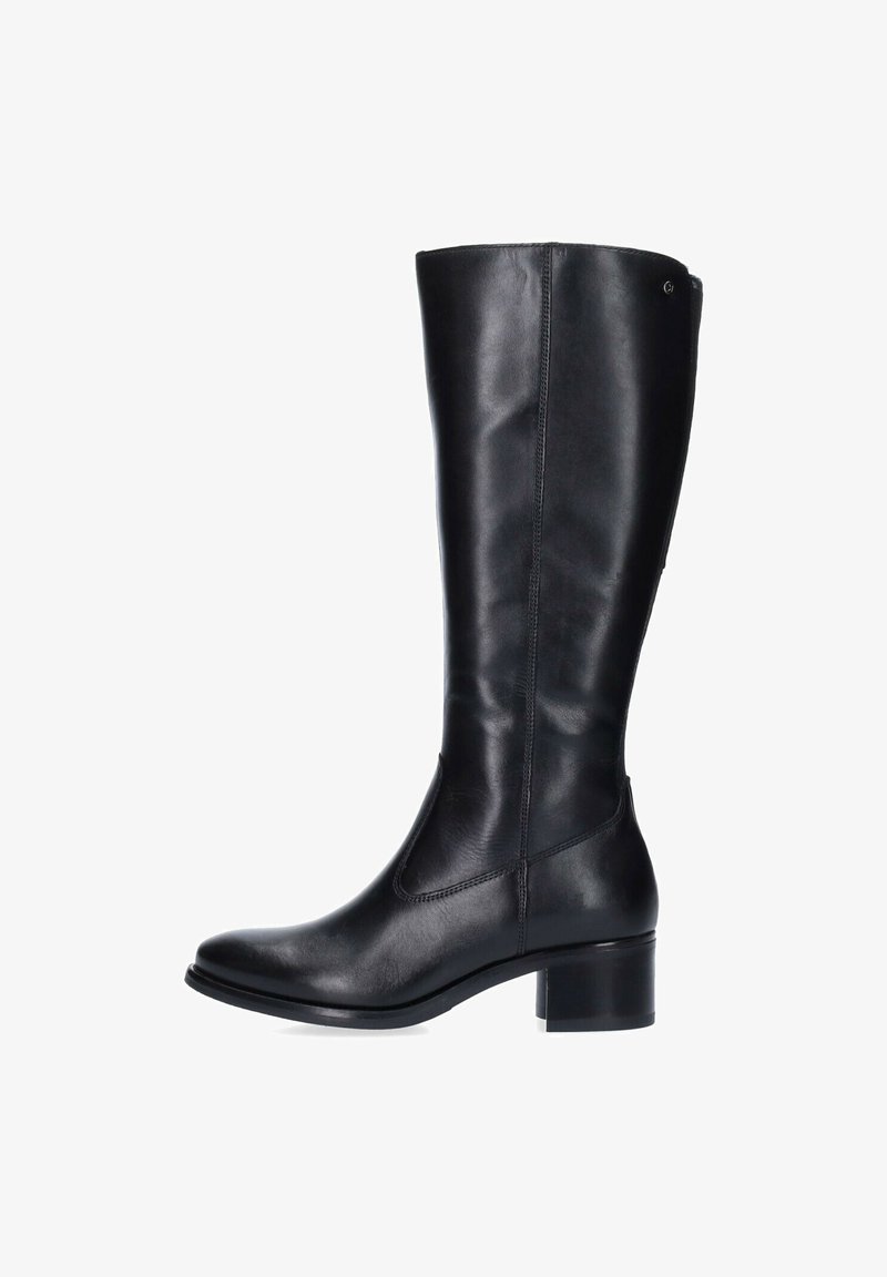 Stivale in pelle nera fino al ginocchio con texture liscia, punta arrotondata e tacco a blocco di altezza media. Presenta un dettaglio di cucitura laterale per un design aggiuntivo.
