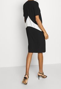 Steffen Schraut Sukienka koktajlowa