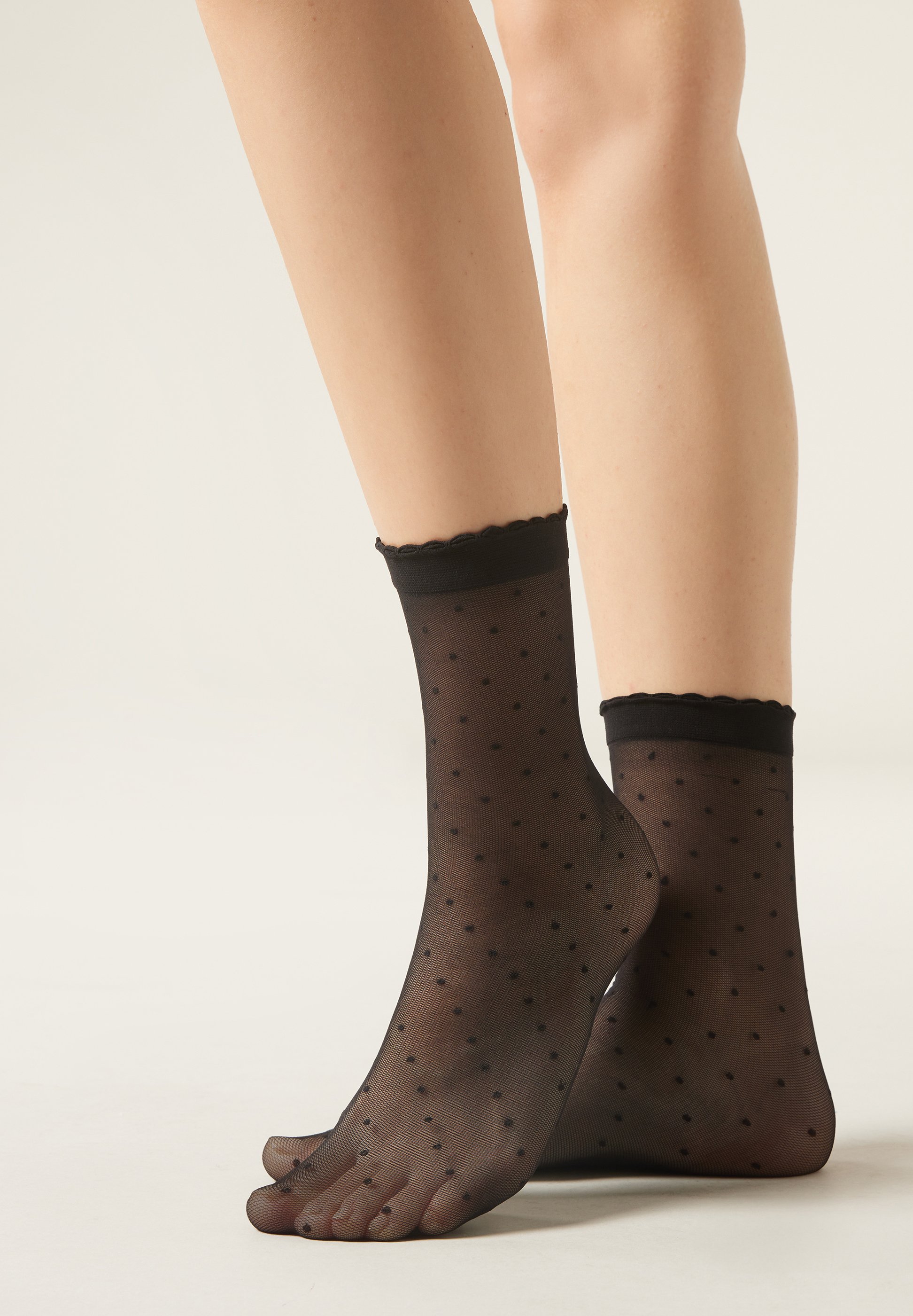Chaussettes Topshop - Talon Bloc 5-7,5 Cm - Taille UK 4 - Noir - Neuf Avec Emballage