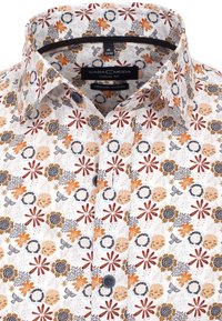 White short-sleeve shirt with a floral print featuring orange, black, and gray flowers. Made from organic cotton, with a casual fit design.