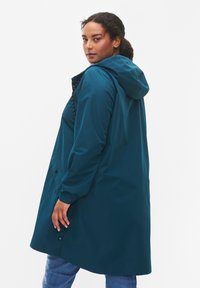 Zizzi MIT TASCHEN - Vandeniui atspari striukė - deep teal