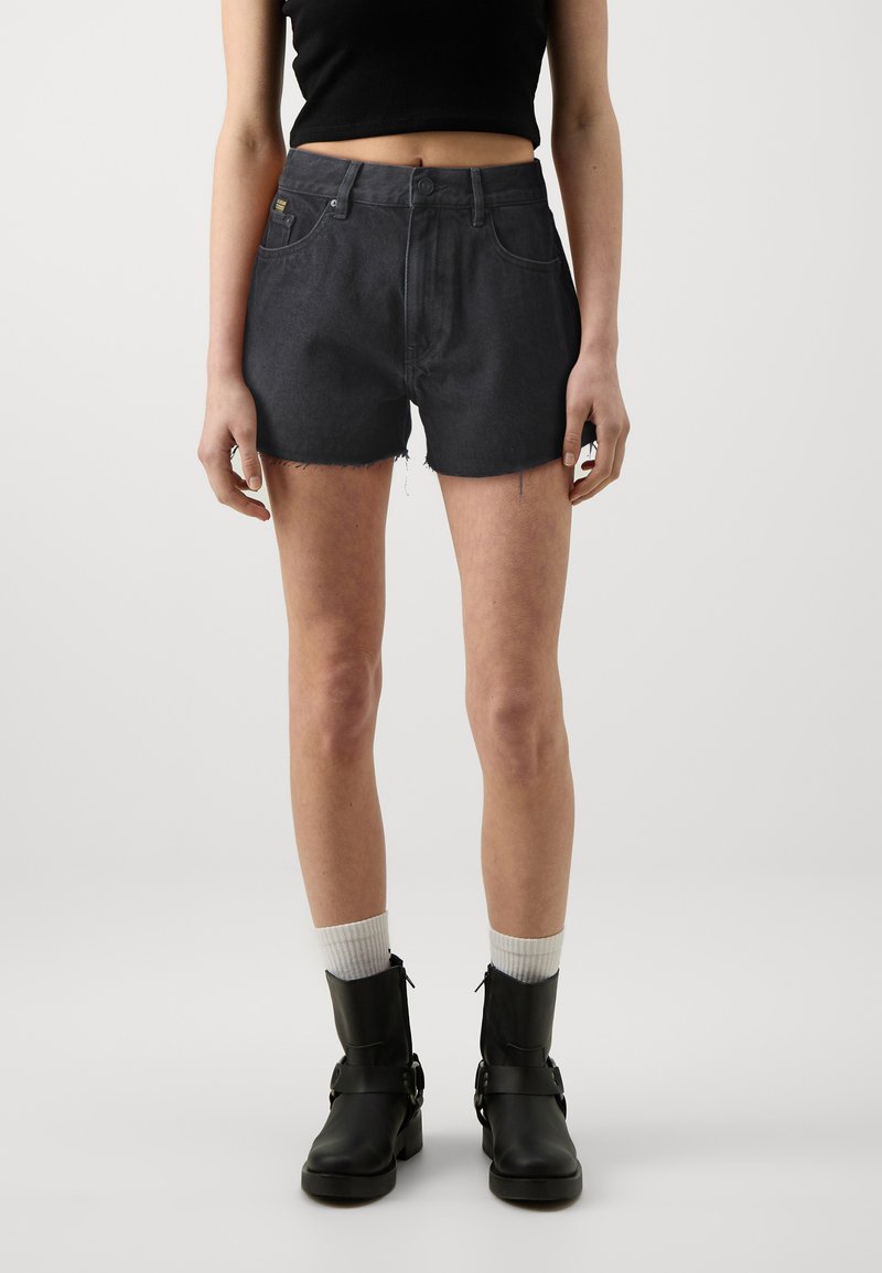 G-STAR TRUE RAW EDGE - Short en jean - jet black