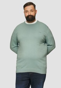 s.Oliver MIT CREWNECK - Trui - salbeigrün