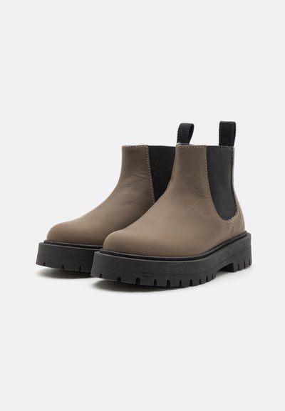Il Gufo SHOES - Klasične gležnjače - dark beige
