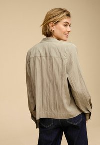 Next LONG SLEEVE UTILITY - REGULAR FIT - Blúzka - khaki green
