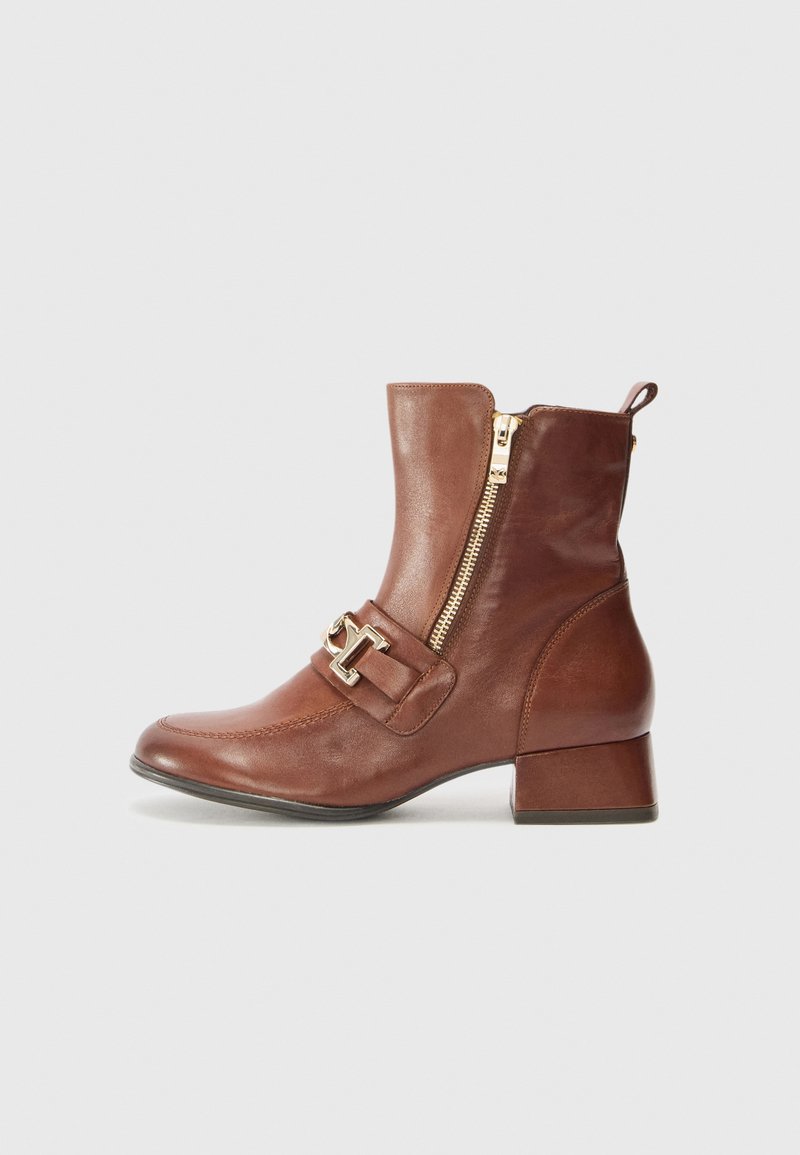 Caprice Korte laarzen lichtbruin Caprice Korte laarzen lichtbruin