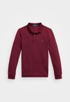 - Koszulka polo