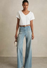 Reiss LUNA biały
