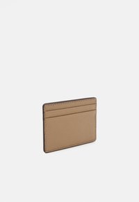 MICHAEL Michael Kors JET SET CARD HOLDER - Portafoglio - camel