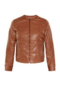 Giacca in ecopelle marrone con zip frontale, polsini a coste e due tasche laterali. Caratterizzata da un colletto rotondo e un design aderente.