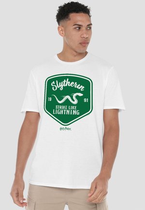 Harry Potter, HARRY POTTER SLYTHERIN STRIKE LIKE LIGHTNING BADGE - Print T-shirt - white