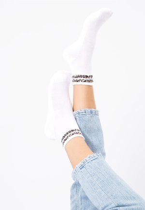 OCCULTO, OCCULTO SNEAKER SOCKEN 'GIANNA' 3 PACK - Socken - wildtouch