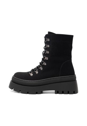 THICK-SOLED - Platform bokacsizmák - black