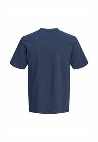 T-shirt bleu marine uni à manches courtes, vu de dos avec un col rond sur fond blanc.
