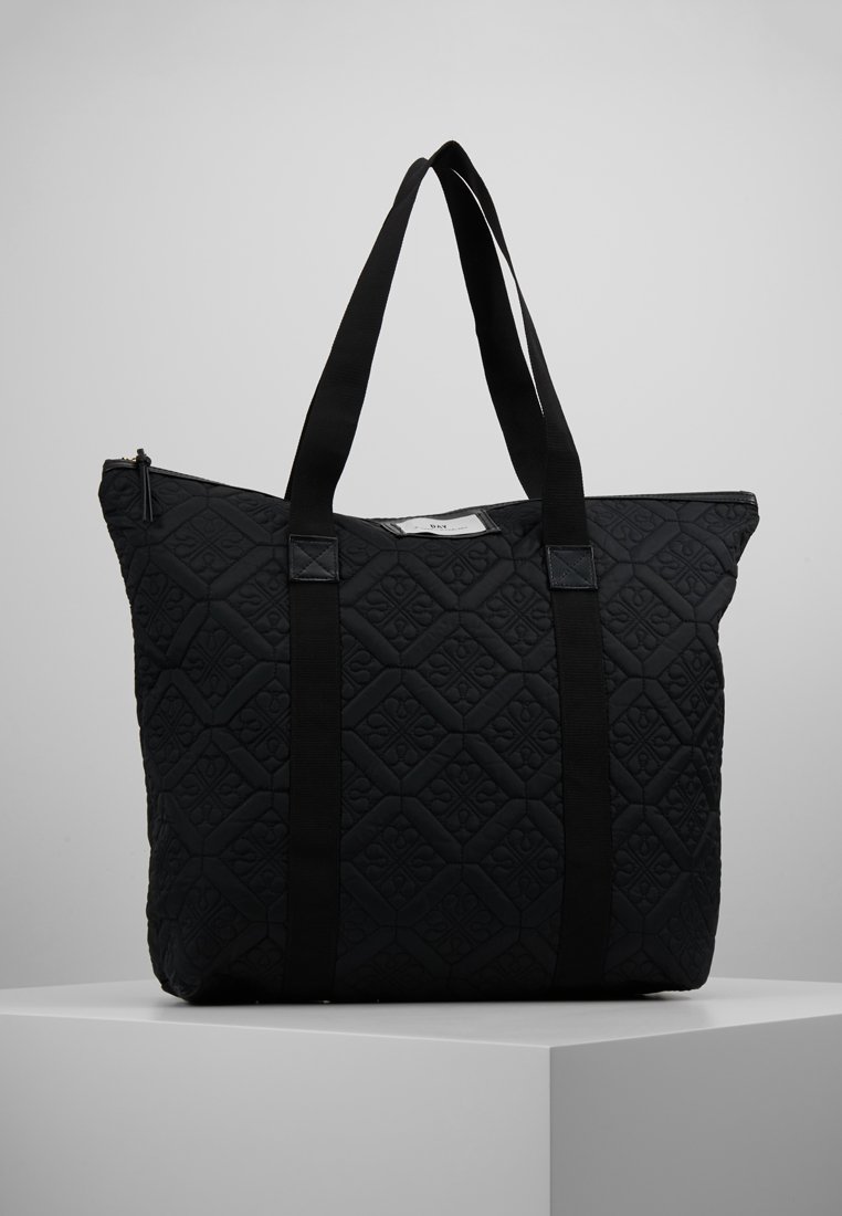 Vesker & Kofferter | Dame | Ny veske og koffert på nett hos Hvite Shoppingbager | Dame | Nye vesker & kofferter på nett