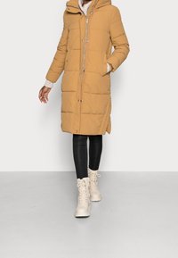 Esprit Vinterfrakke - camel