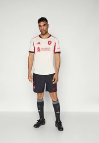 adidas Performance LIVERPOOL FC 25/26 AWAY JERSEY AUTHENTIC - Roupa de discoteca - white