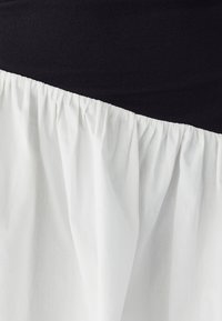 BWLDR Sukienka koktajlowa