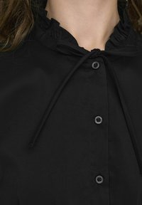 JDY MIO STRING - Blusa - black