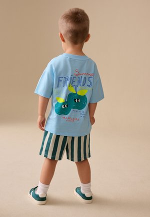 Next, REGULAR FIT - SHORT SLEEVE BACK PRINT T-SHIRT AND SHORTS SET  . - Jogginghose - blue apple