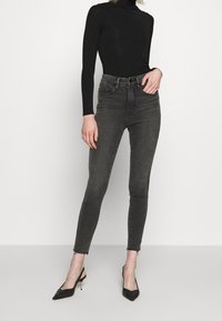 Good American Long sleeved top - black