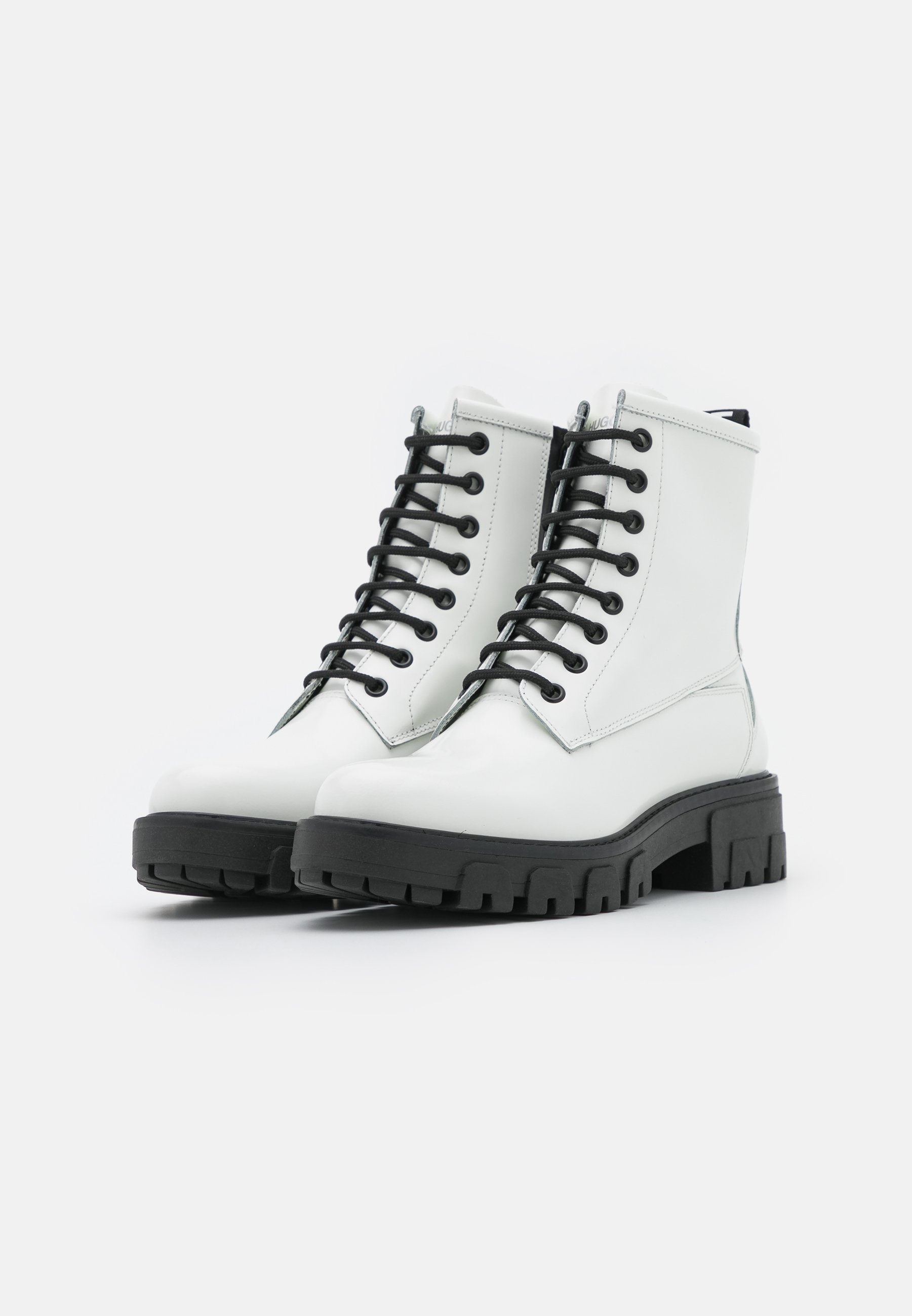 remi zip combat bootie