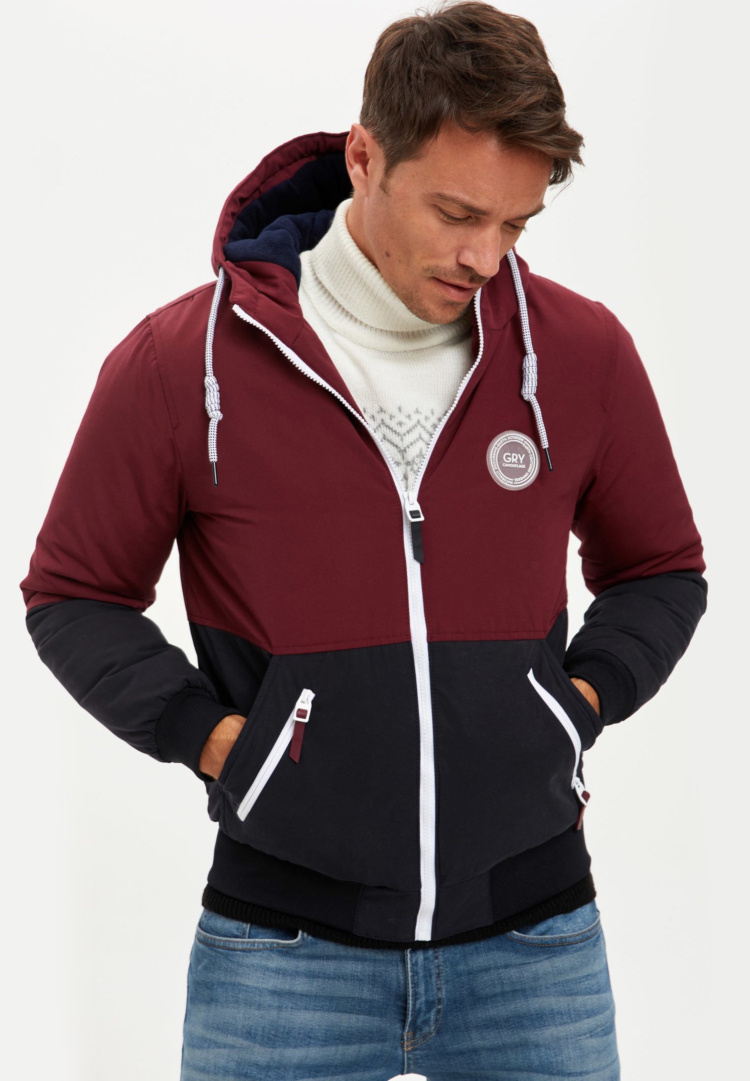 the light jacket defacto