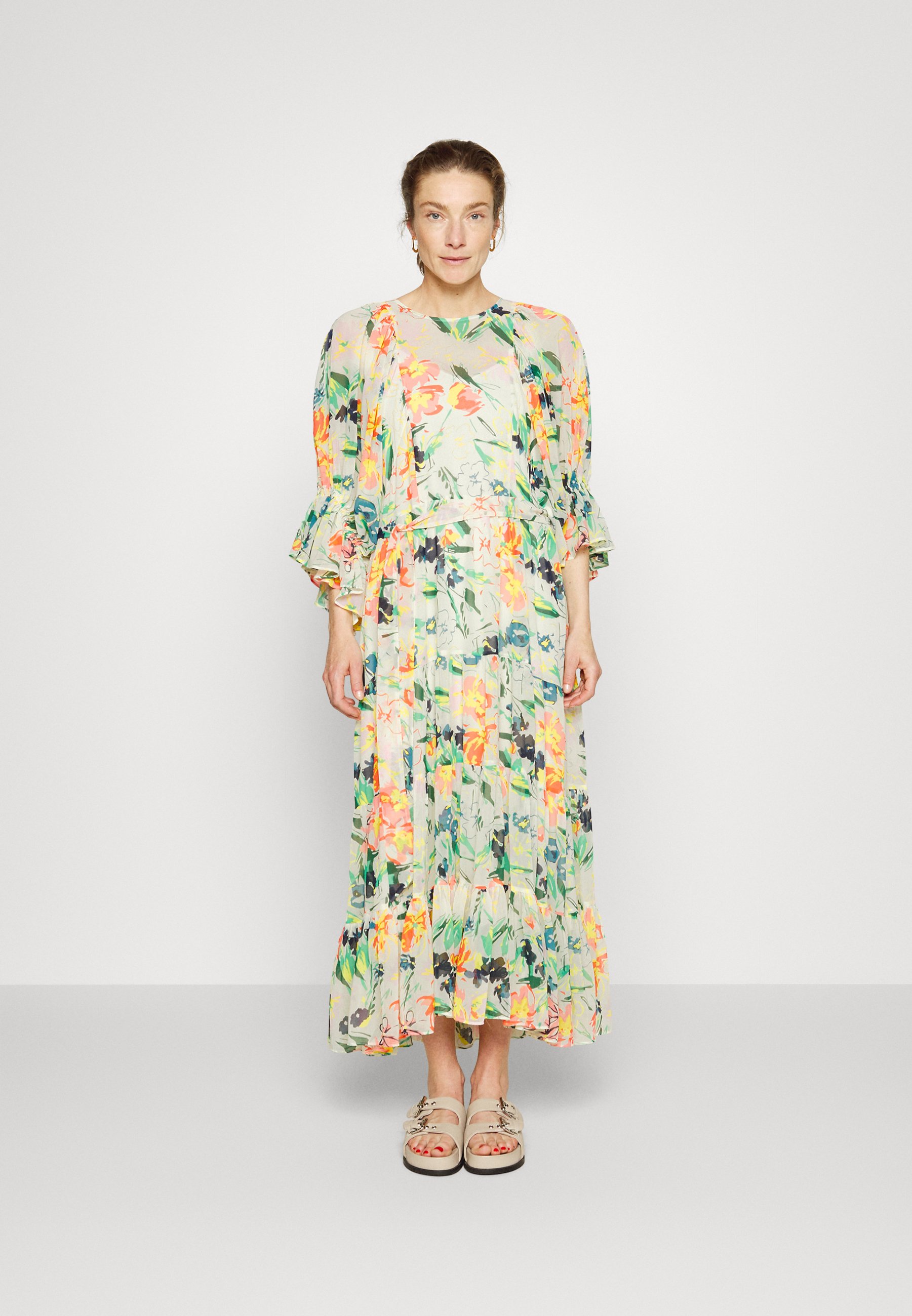 Ted Baker KIYRIE - Maxi dress - white 