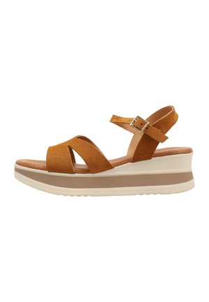 Sandra Fontán LASTA - Sandalias con plataforma - camel