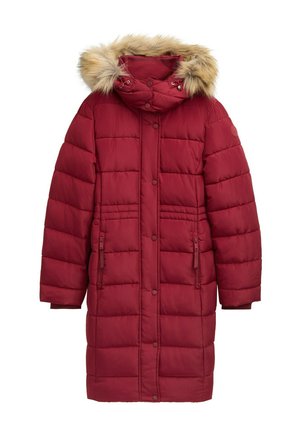 Geacă roșie umplută, cu glugă căptușită cu blană, două buzunare frontale cu fermoar și nasturi cu capsenă. Material texturat cu un design cu quilturi orizontale.