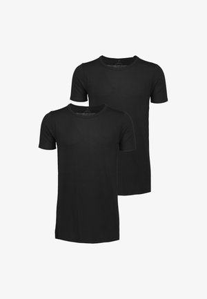 Zwarte katoenen t-shirts, ronde hals, korte mouwen, aangesloten ontwerp, gladde textuur, twee stuks weergegeven rug aan rug.