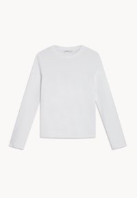 Biała koszula z długim rękawem, wykonana z gładkiego materiału, z okrągłym dekoltem i prostym, klasycznym krojem. Brak widocznych wzorów lub dekoracji.