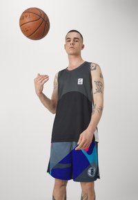 Nike Performance NBA BROOKLYN NETS - Squadra - black/white