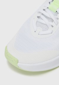 Thumbnail Image 6