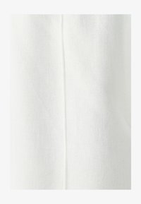 Non sélectionné, white