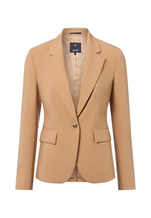 Blazer beige con un solo bottone, collo a revita, due tasche anteriori con pattina e foderato in satin a motivo, vestibilità slim.