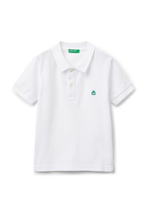 Polo shirt bianco in cotone con paramonti a tre bottoni, maniche corte e logo ricamato verde sul lato sinistro del petto.