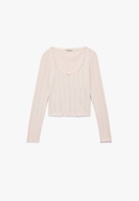 Ljusrosa ribbad långärmad topp med fyrkantig halsringning, scallopdetaljer och en liten rosett i mitten fram. Strukturerad passform.